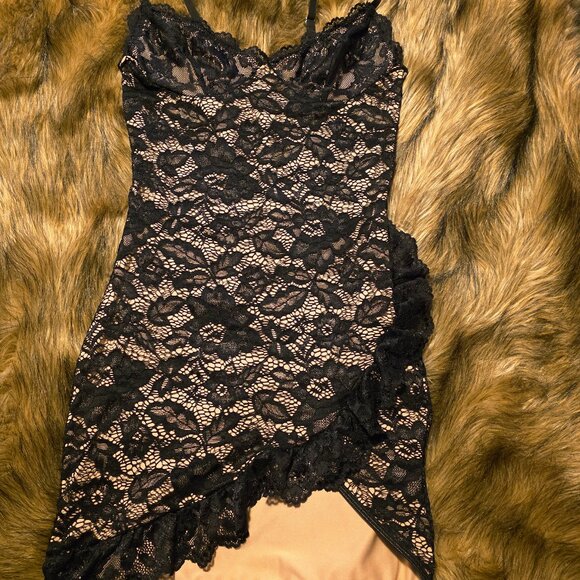 Womens Summer Dresses Sleeveless Black Floral Lace Ruffle Hem Cami Dress Short - Picture 2 of 6